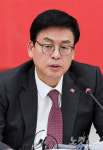 정우택, 靑에 대통령 탈당 건의…사실상 거부 당해
