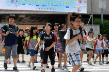 비정규직 총파업 경기학교 4곳 중 1곳 급식 중단