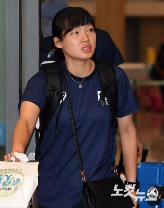귀국하는 여자배구대표팀 리베로 김해란