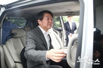 혁신위원회 토론회 마친 안철수