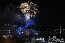 2017 여수밤바다 불꽃축제 막바지 준비에 전력
