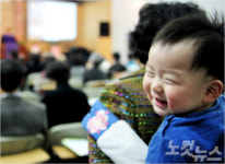 내년부터 아동수당 10만원·기초연금 25만원 지급