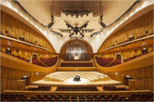 롯데콘서트홀 1년 성과요? 아직 그런 말 할 단계 아니죠