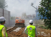 [영상] 우리도 살고싶다…송파상운 강제철거 집행 충돌