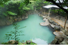 구로카와 온천마을에서 즐기는 가을 산책