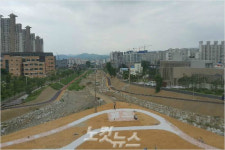 울산 북구 매곡천 상류 산책로 마무리…휴식공간 탈바꿈  