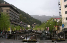 일본 소도시 게로온천마을에서 소박한 힐링