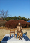 춘천 평화의 소녀상제막…평화와 인권의 메시지 퍼져나가길