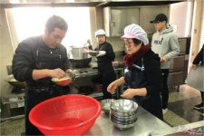 여수 미평 종합사회복지관 짜장면 나눔   