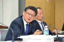 축산분뇨 숨골 배출 잊었나 양돈장 편드는 제주도의원