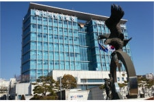 태양광 설비업체에 향응 받은 울산시의원 경찰 조사