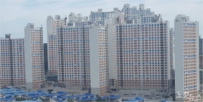 포항 창포 메트로시티 균열과 누수…삼도주택과 한림건설 나 몰라라