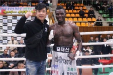 또 다른 난민복서 길태산 3년 내 세계챔프 되겠다 