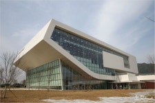 충남도서관 임시 개관…오는 25일 본격 운영