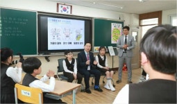  새 교과서 수업, 초등학생들 의견· 감정 표현, 천차만별 