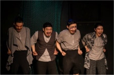 그래도 사람이 사람을 먹는 일은 그만두어야