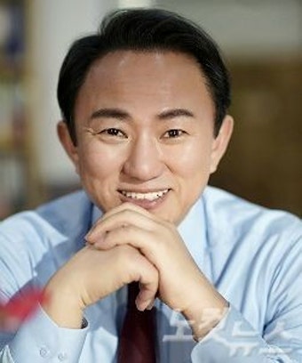 '광주 서구갑' 송갑석, 전통시장 지원센터 설립하겠다