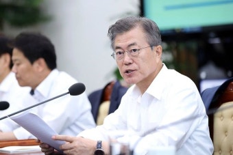 文지지율 68.1%…'최저임금 논란' 속 4주 연속 하락