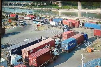 '툭하면 대형사고' 세계 6위 항만 부산신항 왜 이러나
