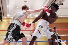 챔피언 정마루 펀치 피하는 이흑산