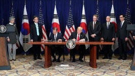 한미, FTA 개정협정 서명…트럼프 공정·호혜적 무역협정