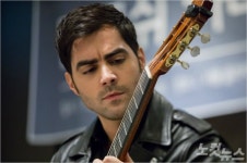 바흐에서 비틀즈까지…밀로쉬 고전 편하게 들려주는 게 클래식기타죠 