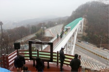 단절된지 47년만에 다시 연결된 용인 석성산~할미산성 등산로