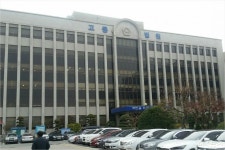아파트에 방화해 삼남매 숨지게 한 20대 엄마 항소심도 징역 20년