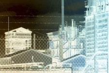 공장 땅 빌려 산업 폐기물 몰래 버린 30대