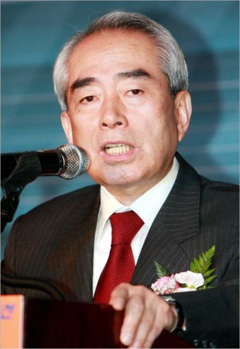 프로당구협회 1대 총재에 김영수 전 문체부 장관