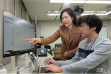 증강현실(AR)·가상현실(VR)로 발달장애인 직업훈련 돕는다 대표 이미지