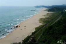 [르포]한 발 더 가까이…묵묵히 걸은 2.7km 고성 DMZ