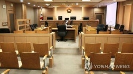 "저를 고문했었지요?" 28년 만에 다시 만난 그들