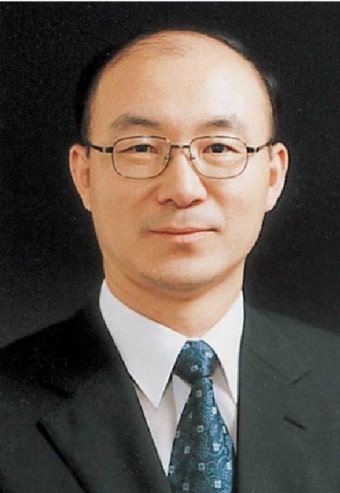 文, 신임 민정수석에 김조원·일자리수석 황덕순·시민사회 수석 김거성 임명