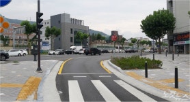 걸어도 세 발짝인데 청주 옛 연초제조창 먹통 신호등 수두룩