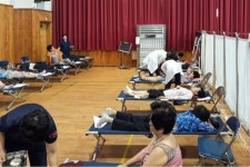 경남농협 농업인 행복버스, 밀양서 의료·복지 지원