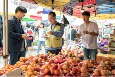 한울원자력본부, 추석 앞두고 울진 전통시장 장보기 개최