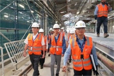 이재용, 명절 마지막날 사우디行…대내·외 악재 불구 광폭행보