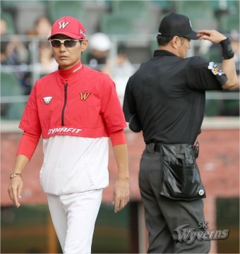 '염갈량의 한숨' 터지지 않는 SK 타선