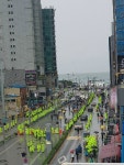 부산 해운대 구남로서 동성애 찬·반 집회 동시에 열려