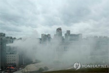 서울 동대문 제일평화시장 화재…11시간째 진화 중