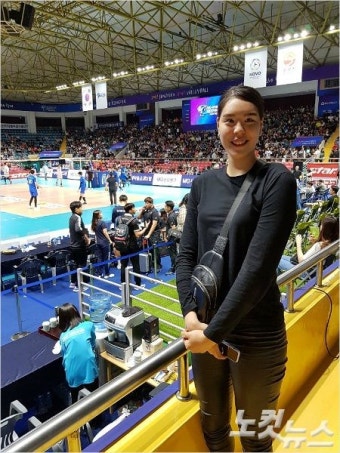 ‘여자농구 최고스타’ 박지수, 배구장에 깜짝 등장한 사연