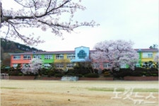 전학오면 집 무료로 줍니다…화순 아산초 프로젝트 기사회생
