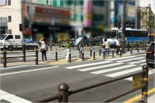 부산 BRT 구간에서 버스에 치여 중상…안전 위협 지적받던 곳