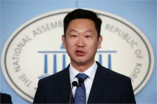 노무현 사위 곽상언 민주당 입당…충북 출마 선언
