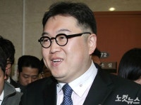 거리의 만찬 김용민 자진 하차는 만시지탄