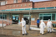 충북도, 코로나19 가축 방역 차량 64대 추가 투입