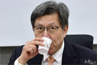 박형준, 미래한국당 비례 철회 