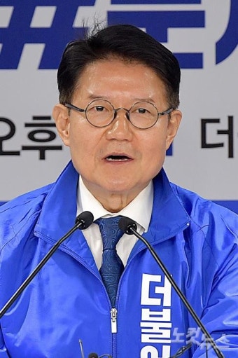 모두발언하는 상임공동선대위원장