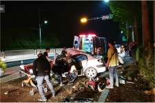 면허 딴지 한 달 만에 사고…삼척서 고교생 5명 사상(종합)